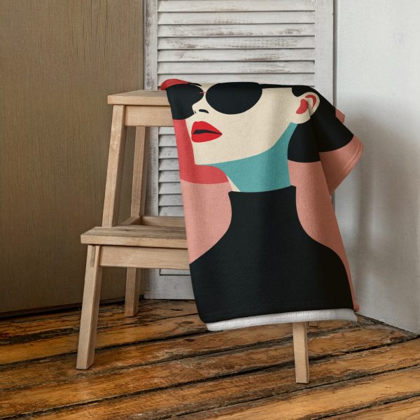 La Dame en Noir - Towel