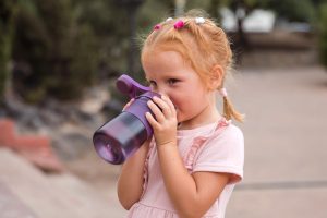 How to Choose the Perfect Sports Water Bottle for Your Kids