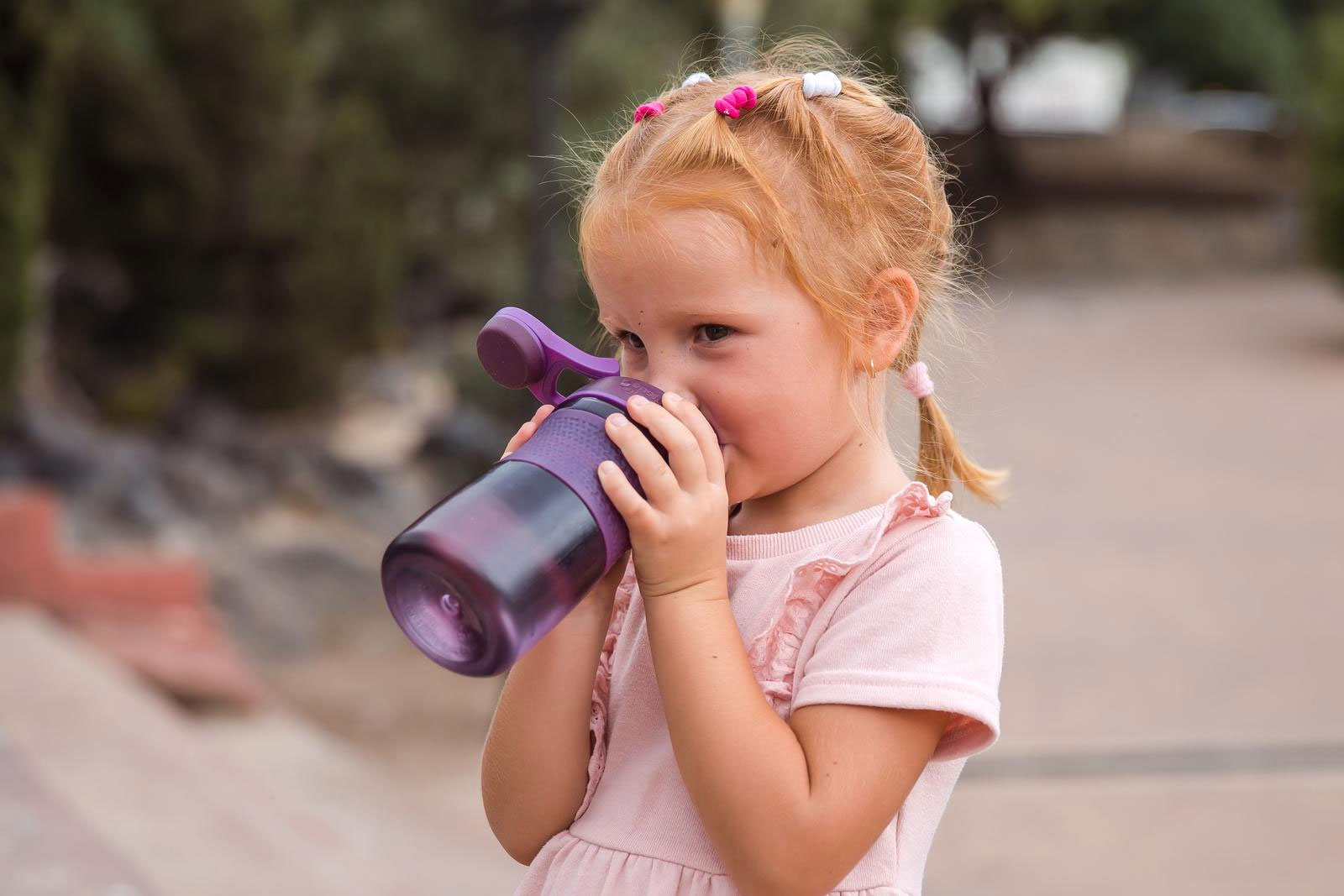 How to Choose the Perfect Sports Water Bottle for Your Kids